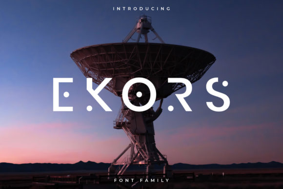 Ekors: A Futuristic Font for Handmade Creations